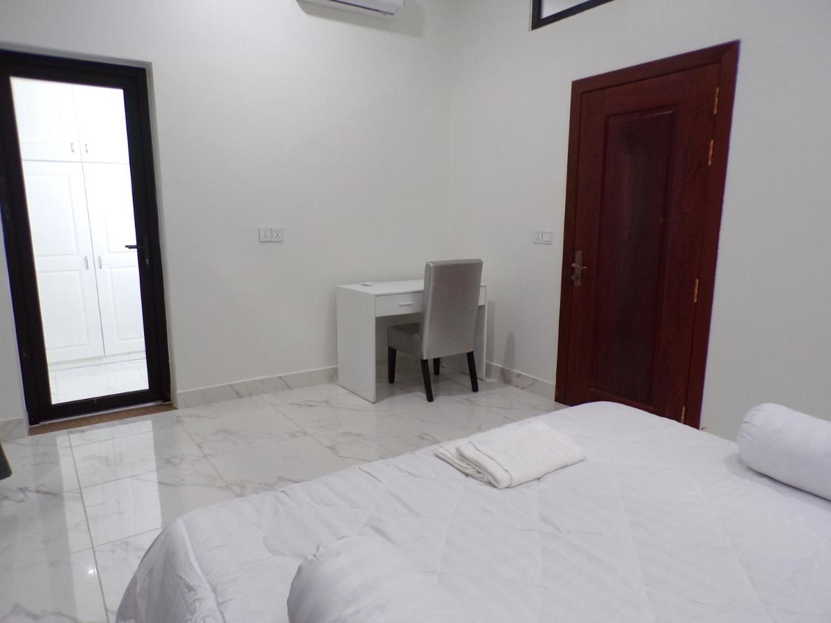 Ananta Aster Lägenhet Phnom Penh Exteriör bild